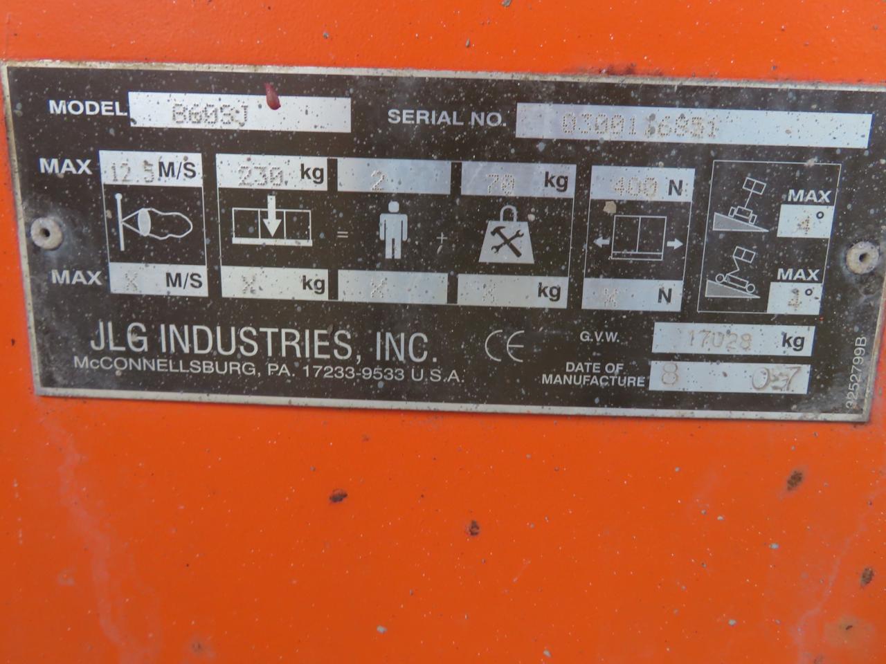 Sold - Scissor Lift - View 3